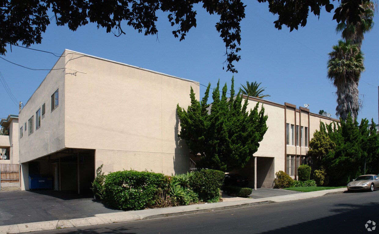 Building Photo - 3639 Bagley Ave