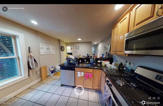 Foto del edificio - 83 Windsor St