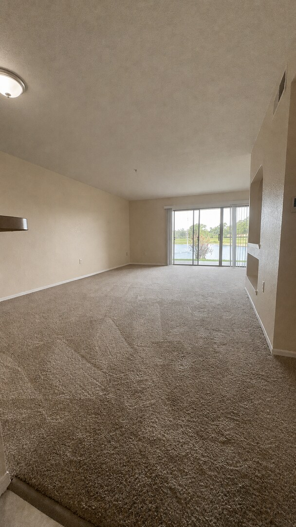 Foto del edificio - 13815 Fairway Island Dr