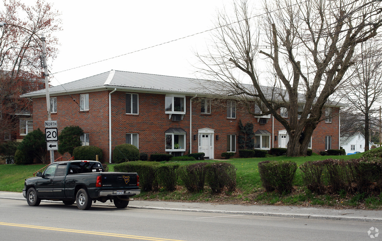 Primary Photo - 1409-1411 E Main St