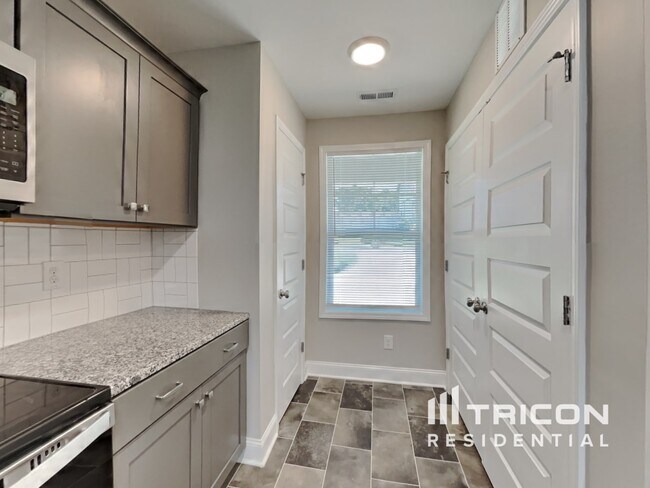 Foto del edificio - 110 Hunter Fox Trail