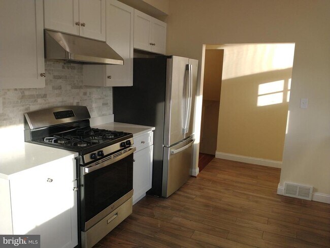 Foto del edificio - 512 Dartmouth Dr