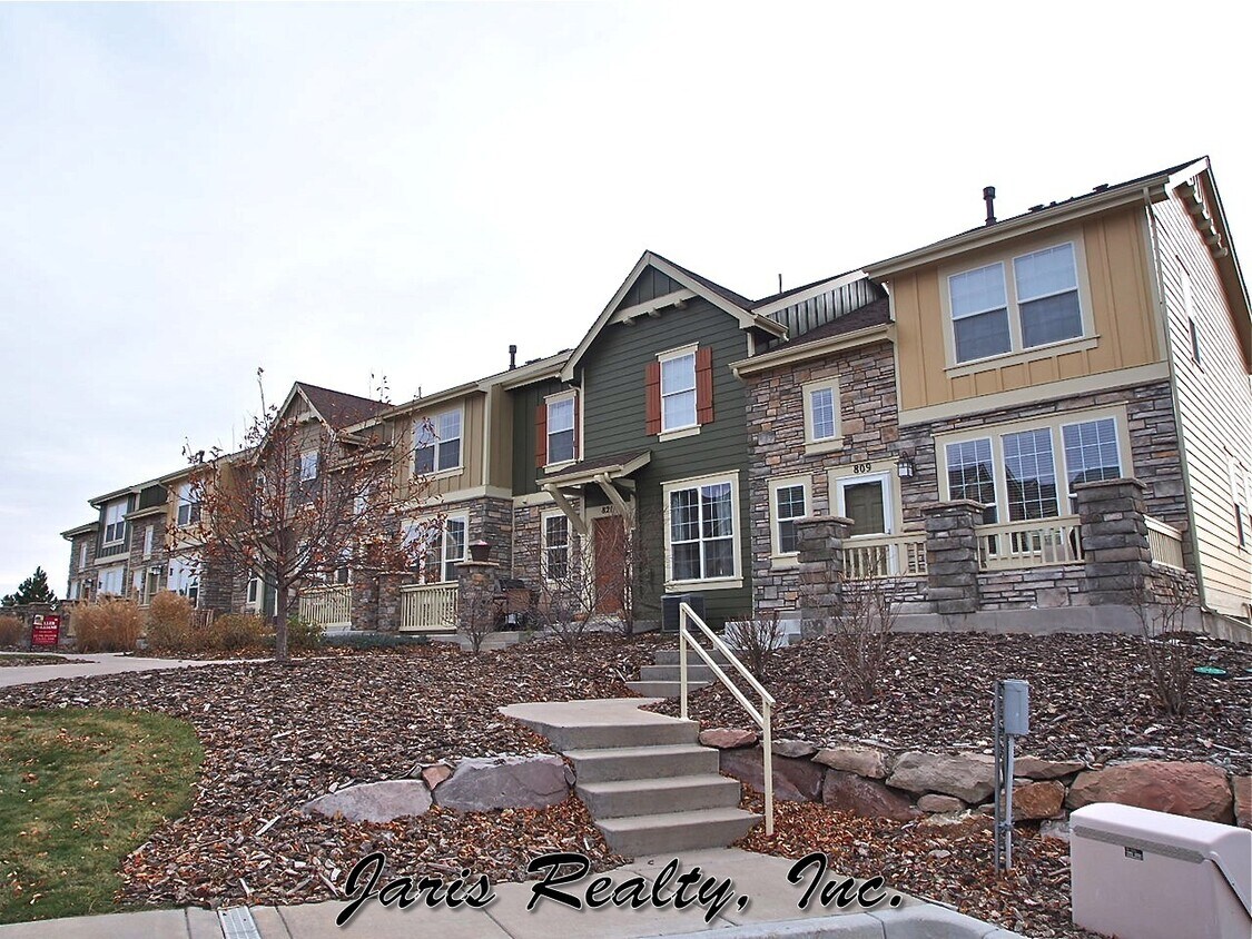 Foto principal - Fantastic Latigo Townhome Near Dining, Sho...