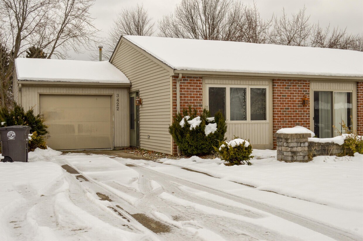 3422 Shoaff Park River Dr, Fort Wayne, IN 46835 House Rental in Fort