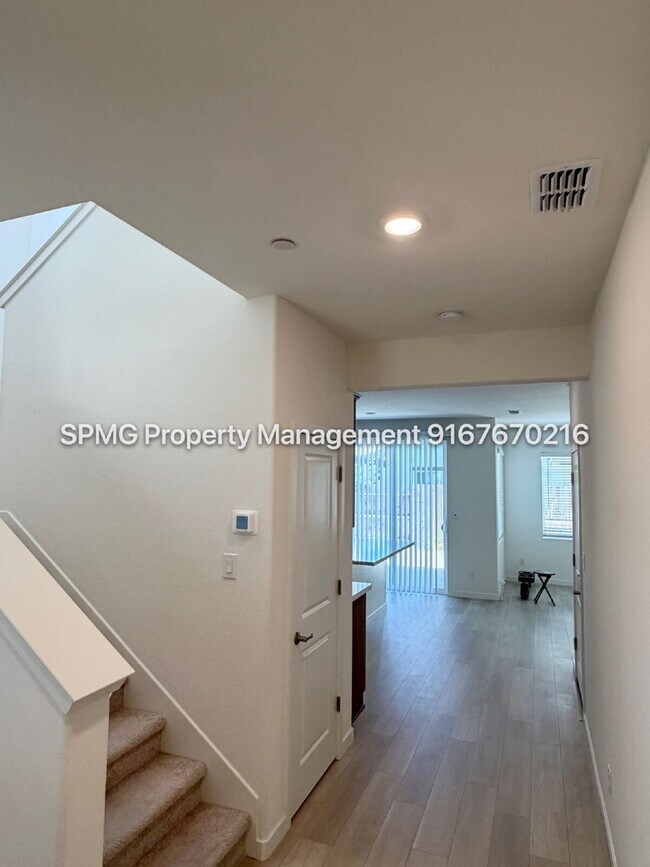 Building Photo - "Modern Rocklin Home : Spacious 3-Bedroom Home with Elegant Hardwood Accents!"
