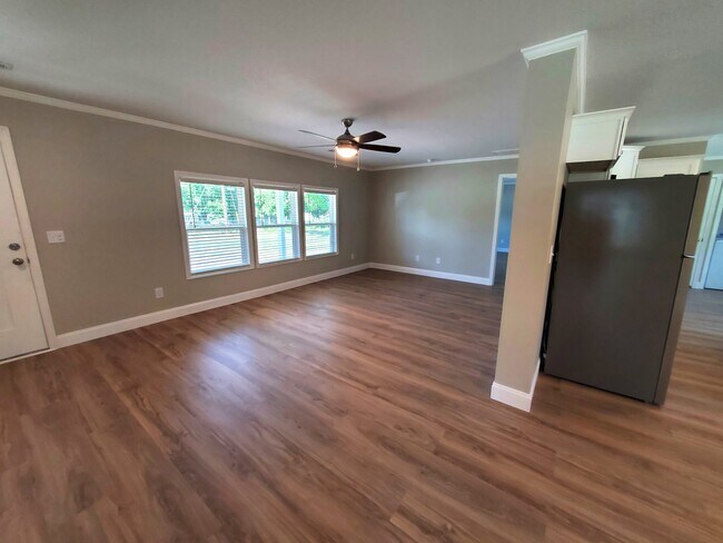 Foto del edificio - 126 Stanford Wiley Ln