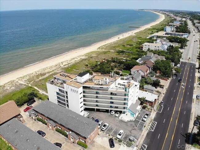 Building Photo - 1222 E Ocean View Ave