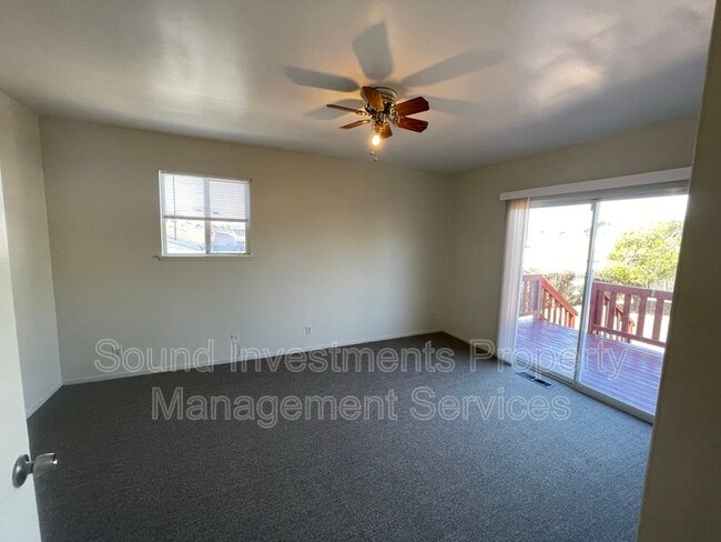 Foto del edificio - 2611 76th Ave
