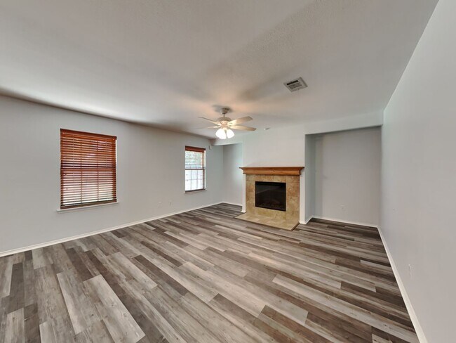 Building Photo - MOVE IN READY NOW IN KELLER ISD!