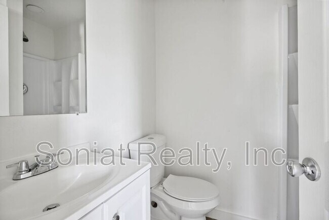 Foto del edificio - 7760 N Coronet Ct