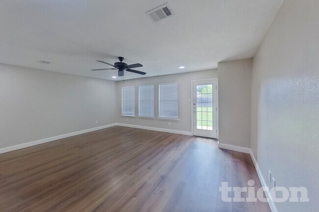 Foto del edificio - 2949 Monticello Ln