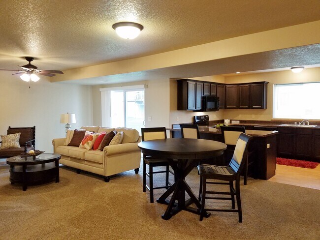 Foto del edificio - 1235 Delaney Ct