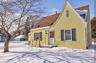 Building Photo - 2955 Eddy St