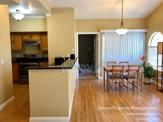 Building Photo - 710 Horizon Cove