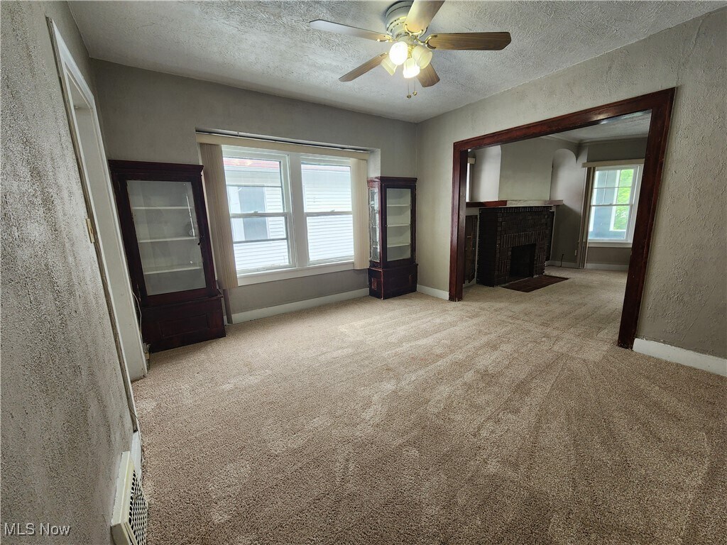 820 Helmsdale Rd Cleveland Heights, OH 44112 – photo 3