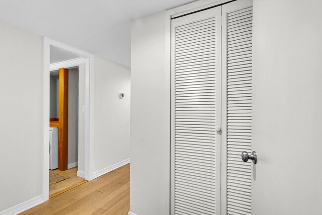 Foto del edificio - Downtown Charleston Living with Stunning Views