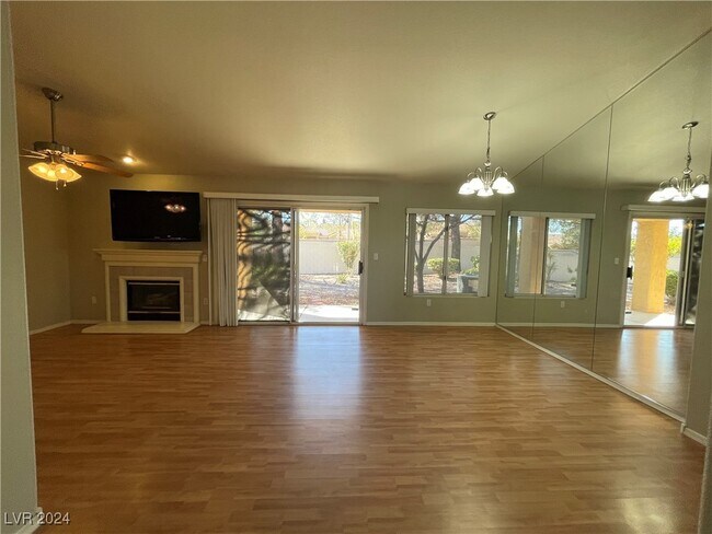 Building Photo - 9421 Grand Mesa Dr