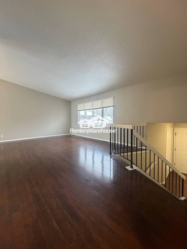 Building Photo - Available March 1st! 4 Bedroom 2 Bath Single Family Home in Minneapolis