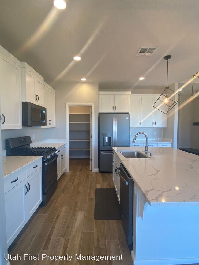 Foto del edificio - 3 br, 2 bath House - 1422 W Pocket Mesa Dr