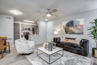 Building Photo - Westley