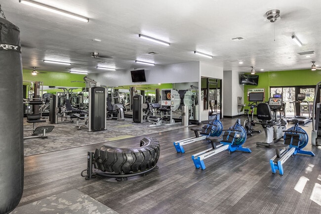 Building Photo - The Laurels