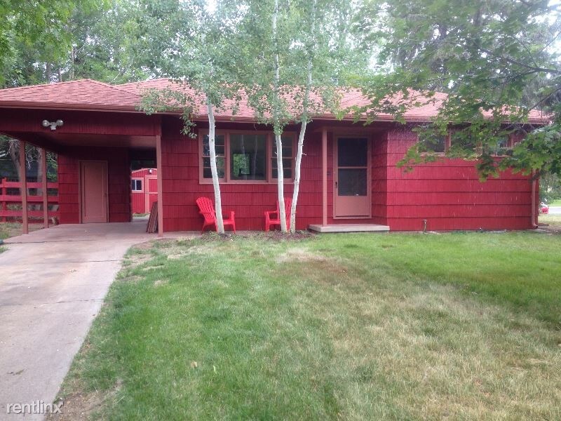 Primary Photo - 2301 S Henry Pl