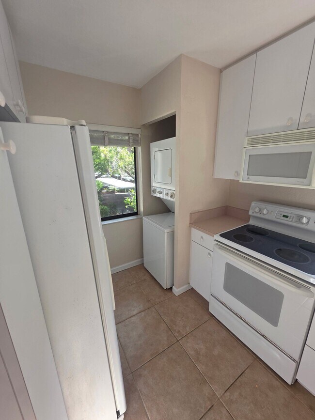 Foto del edificio - 1508 Pelican Cove Rd