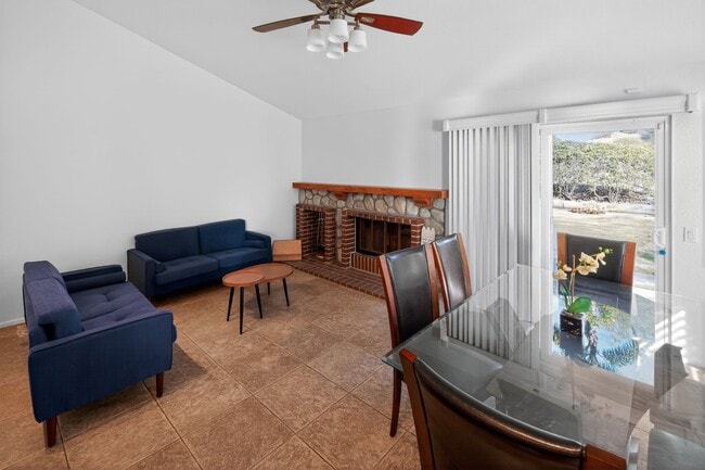 Foto del edificio - 11494 Windy Summit Pl