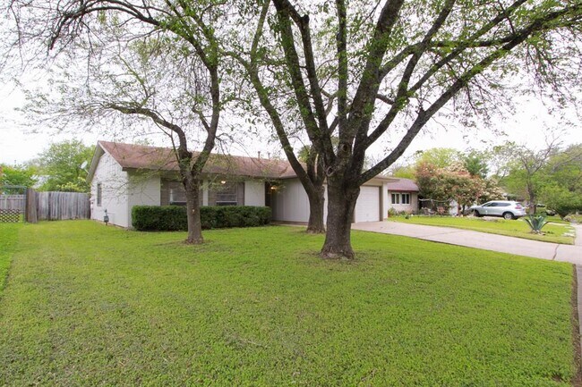Building Photo - 7900 Whitsun Dr