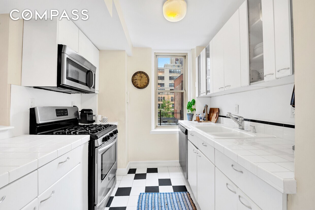 59 West 12th St. in Greenwich Village : Sales, Rentals, Floorplans