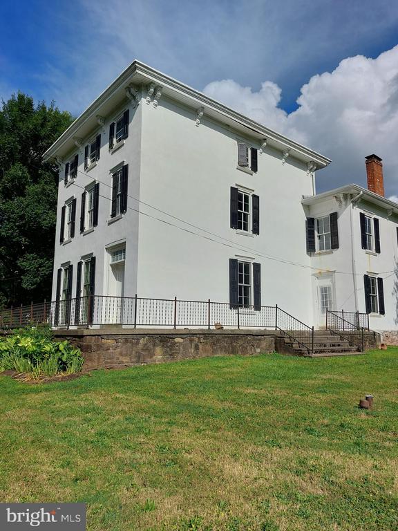 Foto del edificio - 1272 Pawlings Rd