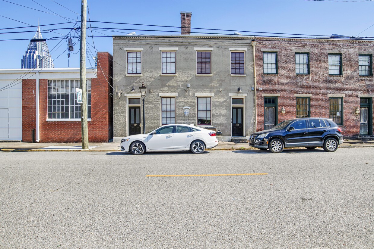 Foto principal - 163 State St