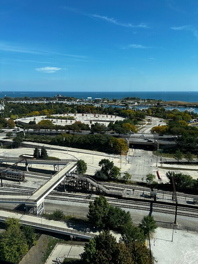 Foto del edificio - 1841 S Calumet Ave