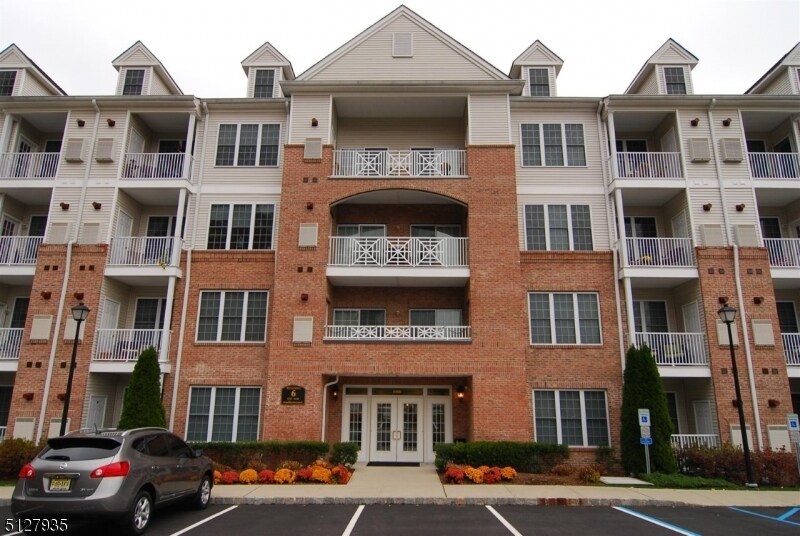 6213 Brookhaven Court Unit 6213