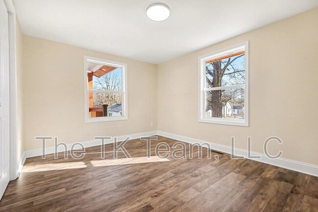 Foto del edificio - 416 Richardson St