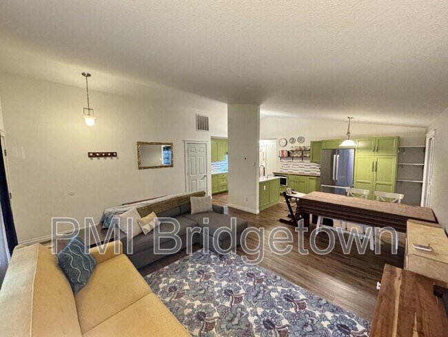 Foto del edificio - 6600 SE 48th Av