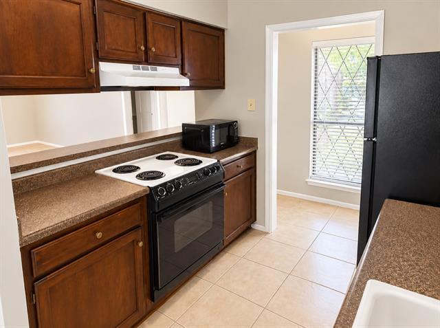 Building Photo - 4209 Wingrove Dr
