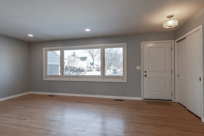 Foto del edificio - 1311 E Euclid Ave