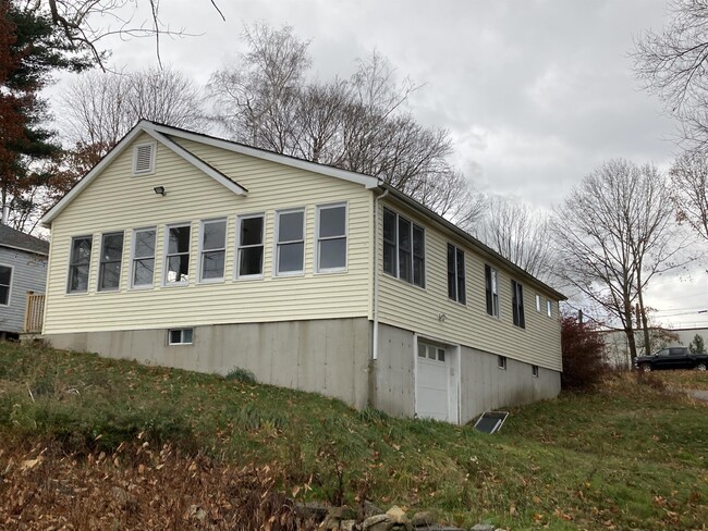 Building Photo - 164 Shattuck Way