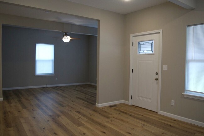 Foto del edificio - Beautifully Updated 4 Bed 2.5 Bath House!