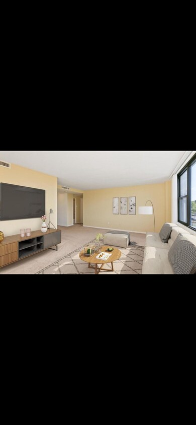 Foto principal - 4600 Duke St