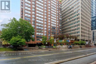 Building Photo - 62 Wellesley St W