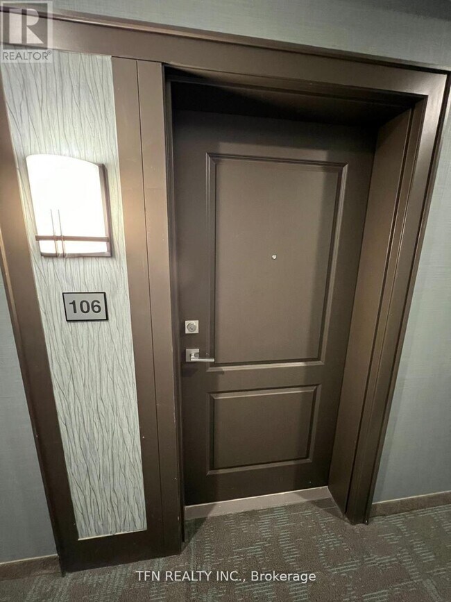 Photo du bâtiment - 470-470 Dundas St E