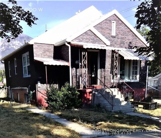 Building Photo - Beautifully upstairs duplex in Provo