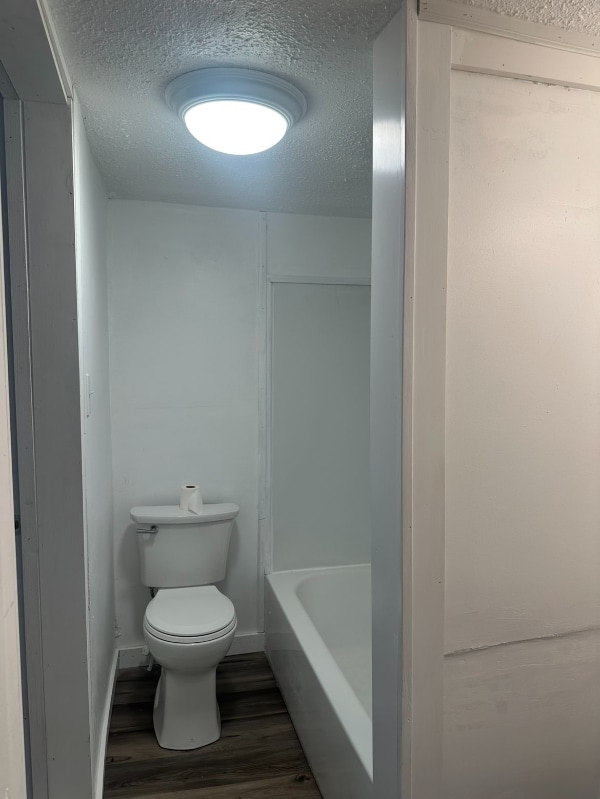 Building Photo - 203 Roan Ave