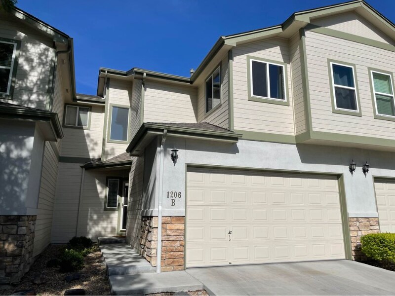 Primary Photo - 1206 S Idalia St