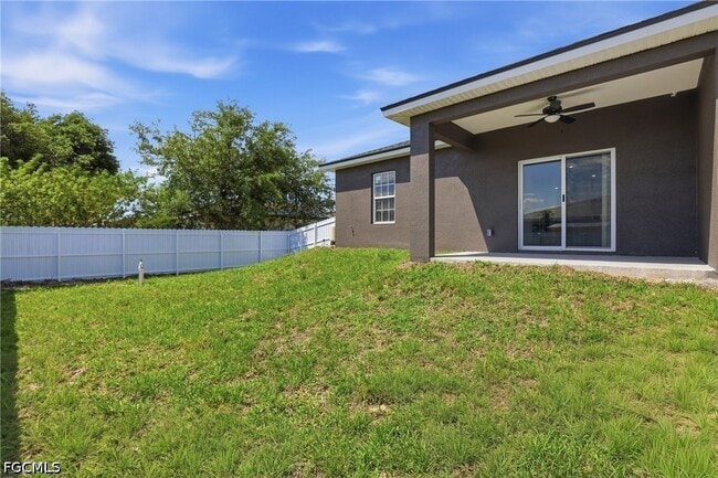 Building Photo - 723 Ivan Ave S