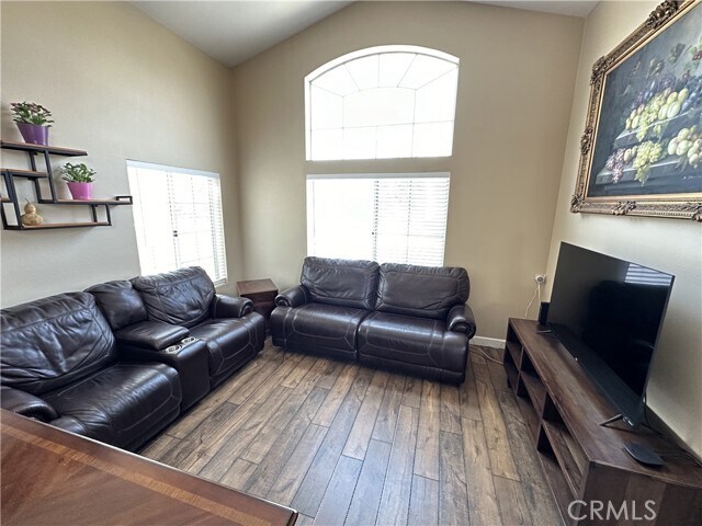 Building Photo - 2931 Rolling Village Dr