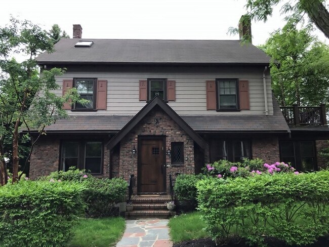 Foto del edificio - 18 Hillcroft Rd