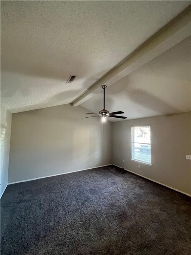 Photo - 412-416 N 35th Apartment